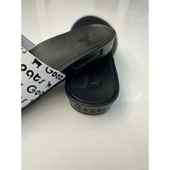 GOATS Black White Logo Comfortable Slip On Slide Sz 2.5 Y Kids New Nordstrom - Picture 3 of 5